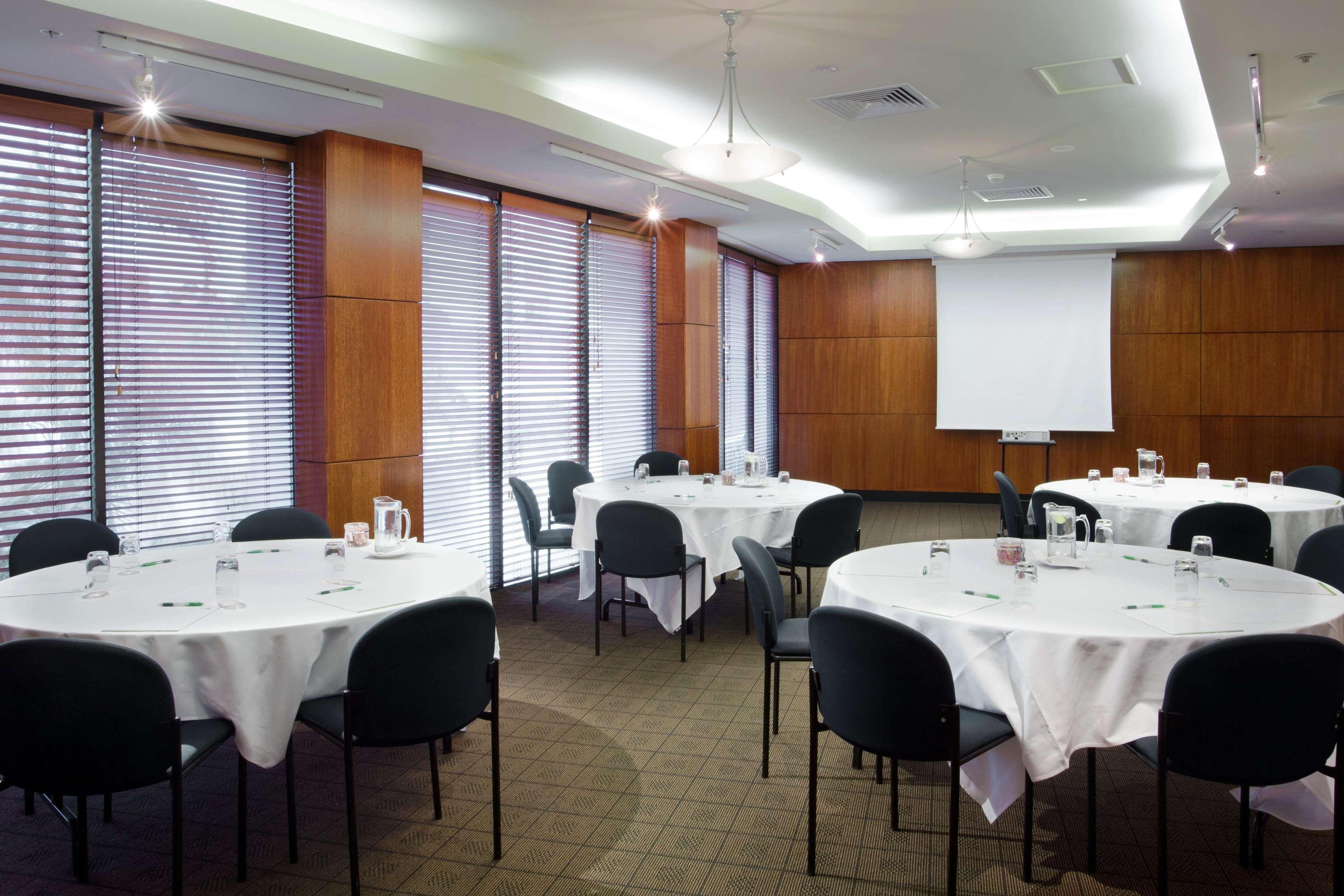 Hilton Garden Inn Darwin Restoran fotoğraf